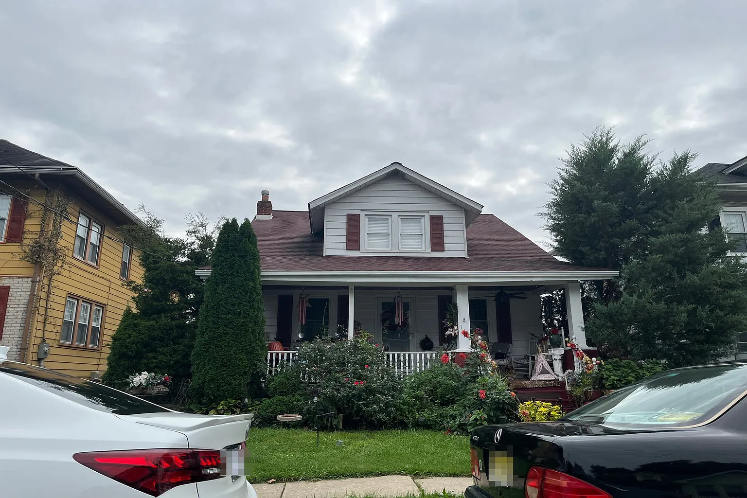 132 Spring St photo 1