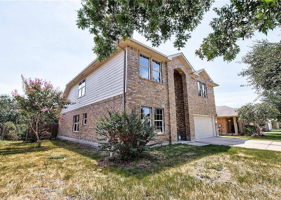 1st image of 126 Aguilar Dr