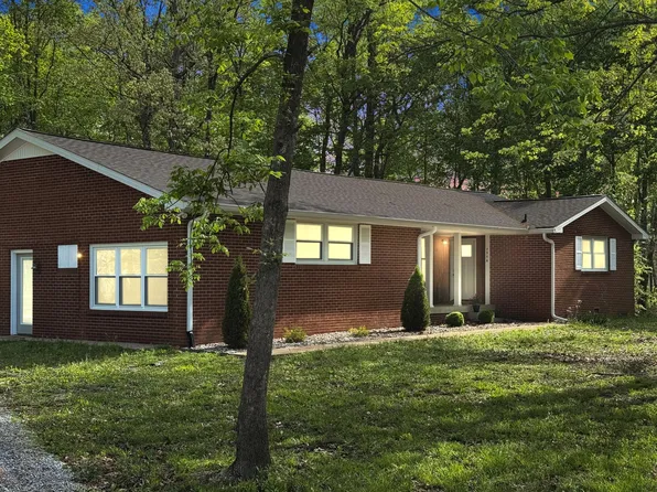 7956 Bethlehem Rd, Springfield, TN 37172