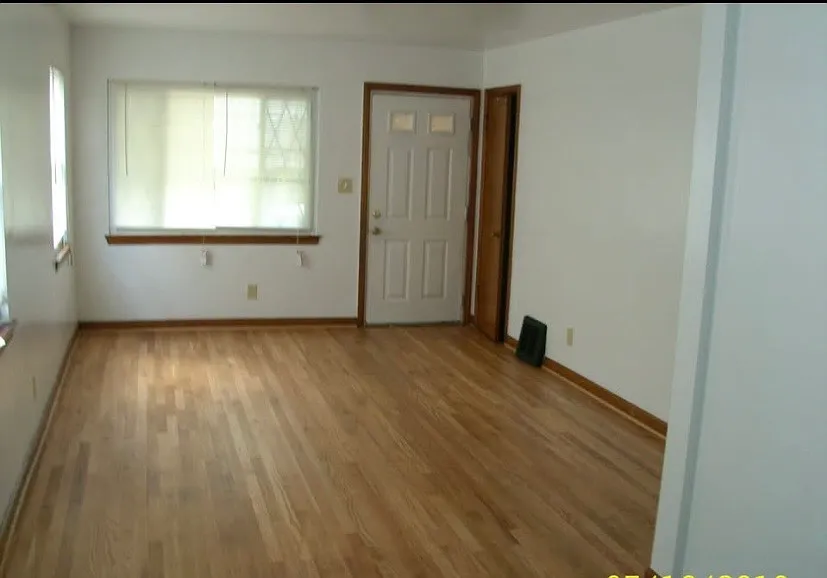 3 bed, 1148 sqft, $1,370 — Photo 3