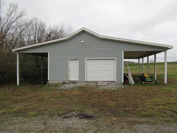 2nd image of 86 Rolling Hills 2nd St