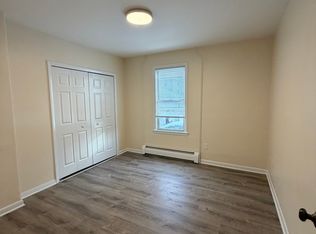 160 Pilgrim Ave #1, Worcester, MA 01604