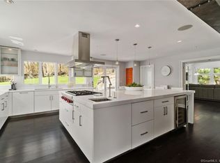 38 Farview Farm Rd, Redding, CT 06896