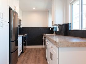 1310 W Valencia Dr