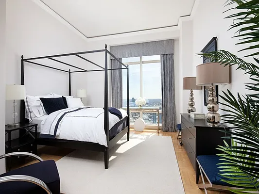 Sold by Sotheby's International Realty | media 31