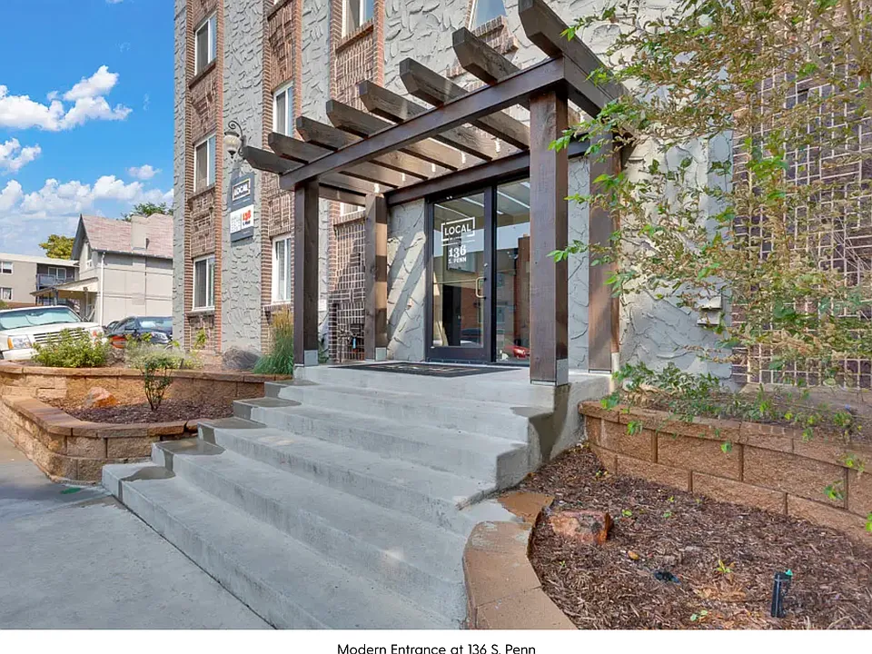 136 S Penn