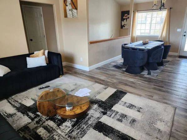 2167 W Cedar Hills Dr, Cedar City, UT 84720