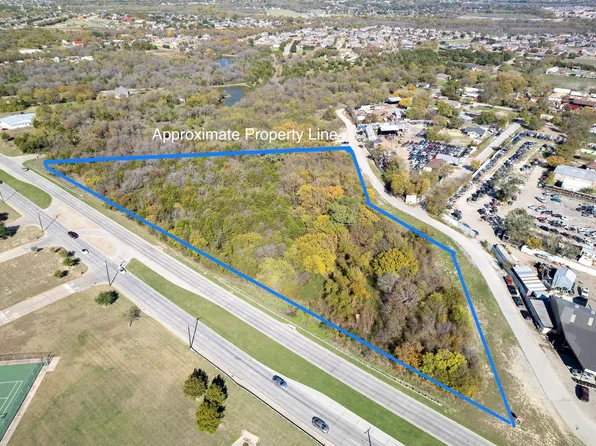 9999 Lawrence Dr, Balch Springs, TX 75181