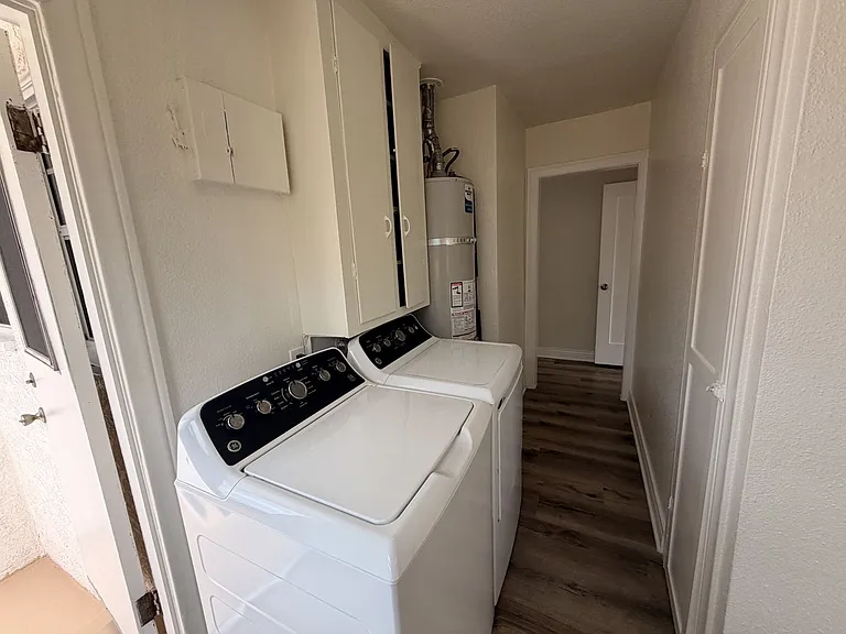 7307 Halldale Ave — Photo 6