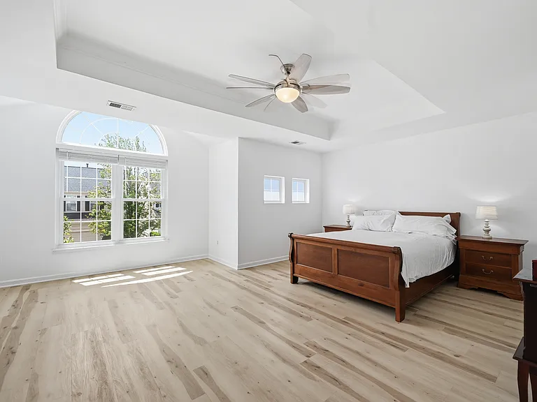 8727 Talbott Farm Dr — Photo 14