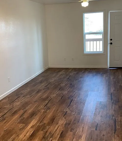 690-710 Swan Mountain Vlg — Photo 3