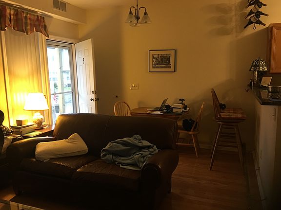 2nd image of 20 S Midland Ave #303