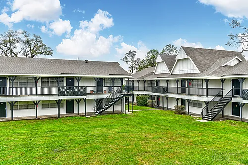 Canterbury House Apartments Photo 1