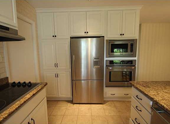 2nd image of 514 W Rosswood Dr