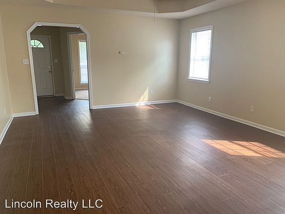 4th image of 3011 Ainsley Ct