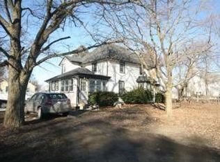 4N020 La Fox Rd, Saint Charles, IL 60175