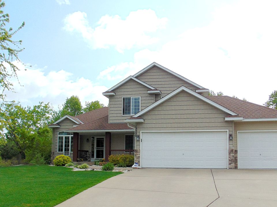 1st image of 13208 Oakwood Dr