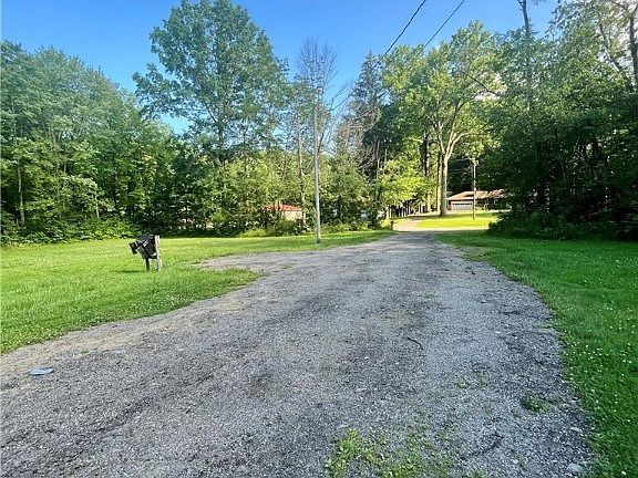 5th image of 4380 Oak St