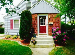 75 Royal Ave, Providence, RI 02904