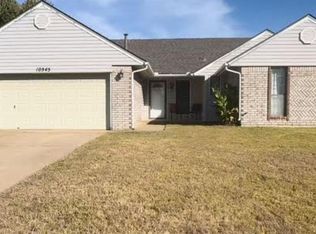 10545 Kristie Ln, Midwest City, OK 73130