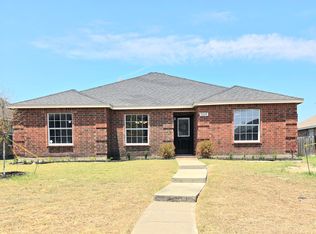 1245 Springwater Dr, Lancaster, TX 75134