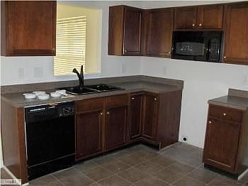 2nd image of 4506 Wolf Run Dr