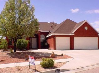 8611 Brighton Dr NE, Albuquerque, NM 87122