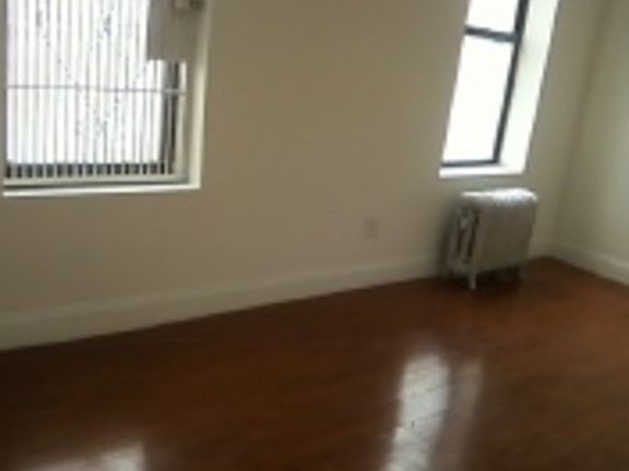 4th image of 23 E 109th St APT 6c