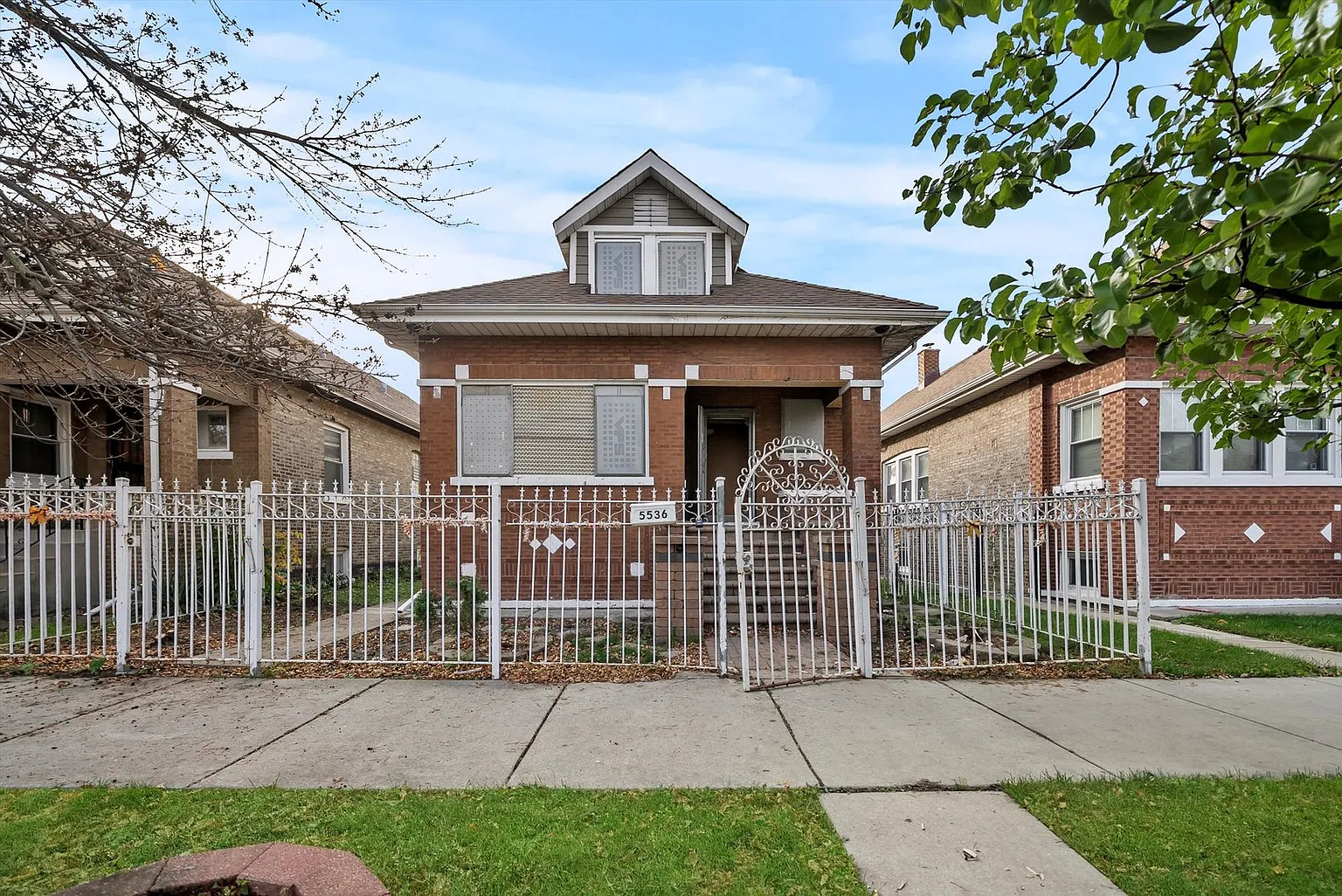 5536 S Christiana Ave photo 1