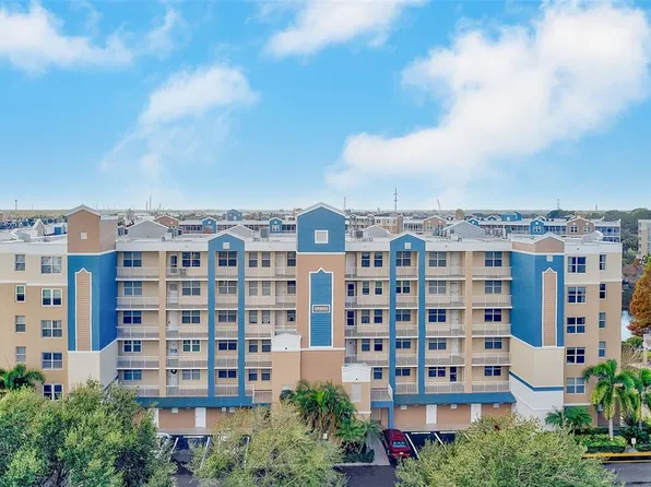 960 Starkey Rd APT 3302, Largo, FL 33771