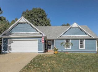 8018 W 149th St, Overland Park, KS 66223