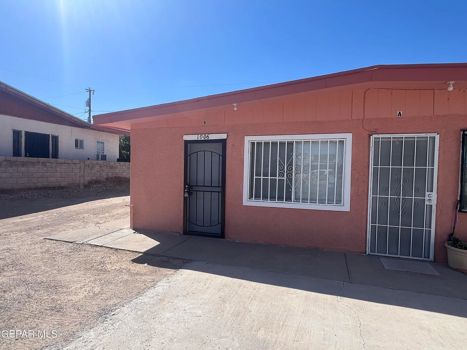 1 bed, 850 sqft, $1,000 — Photo 3