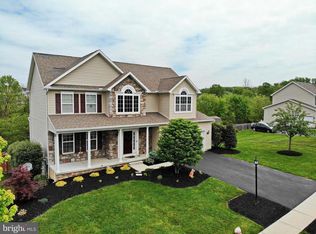 18 Tyler Dr, Hanover, PA 17331