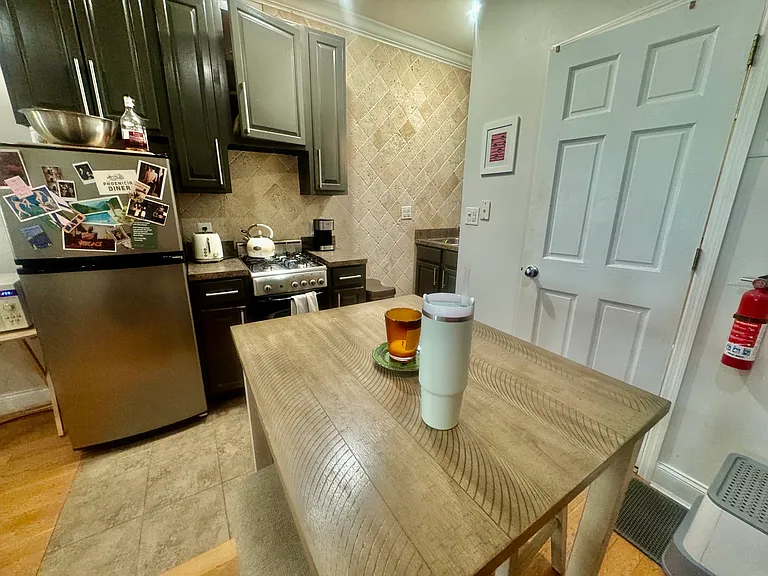 325 E 90th St #2RE — Photo 9