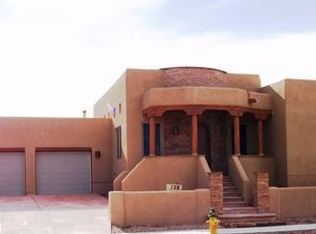 138 Avenida Frijoles, Santa Fe, NM 87507