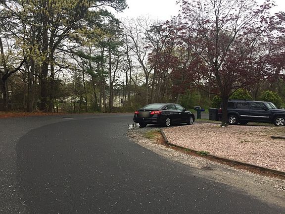 5th image of 398 Godfrey Lake Dr