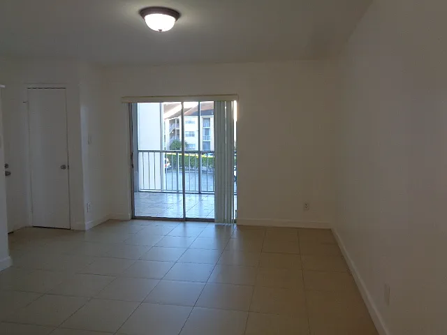 15290 SW 106th Ln #326 — Photo 18