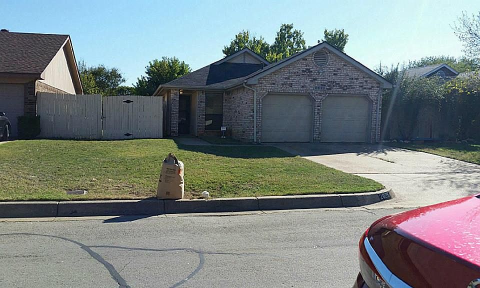 1st image of 2625 Butterfield Dr