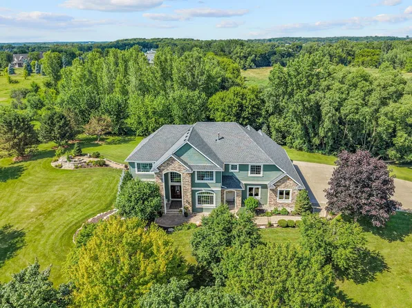 7385 Mark St, Loretto, MN 55357