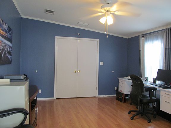 5th image of 11201 Mesquite Dr