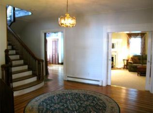 6 Rowe St, Newton, MA 02466