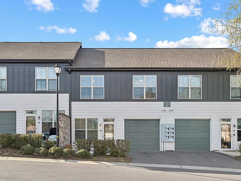 The Apartments at Brayden — Photo 41