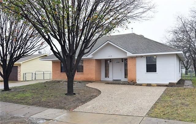1st image of 1010 Glynn Dr