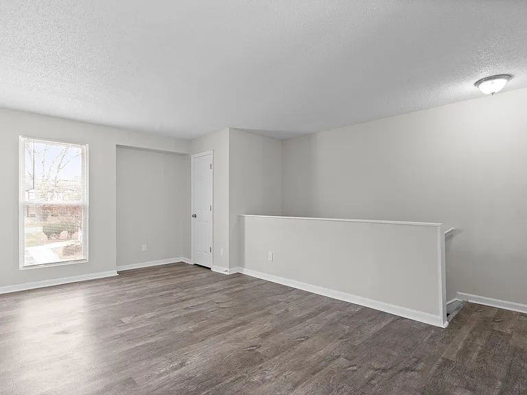 4600 Central Ave — Photo 5