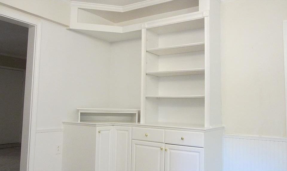 2nd image of 60 Monet Ct NW