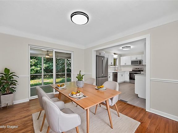 5th image of 1502 Robinway Dr