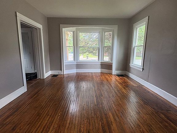 3rd image of 678 Genesee St