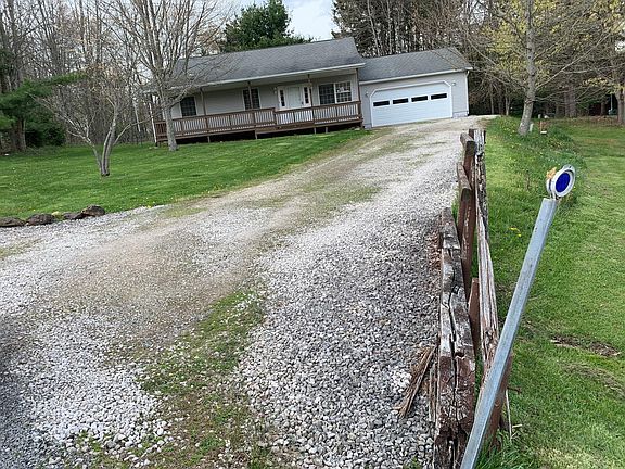 5th image of 28 Jonathon Ct