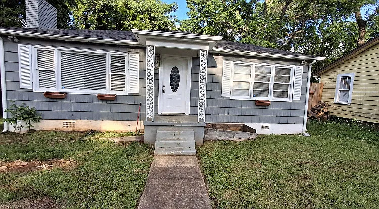 906 Appleby Street Northwest - 1 — Photo 1