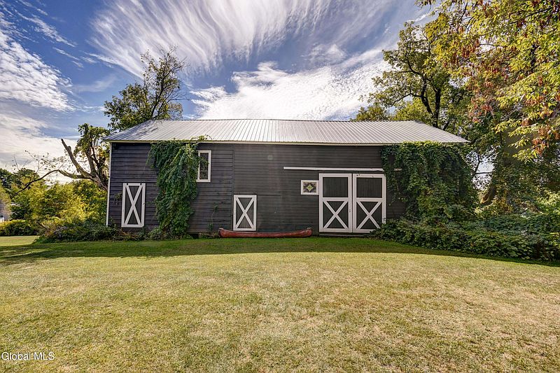 3rd image of 148 Bellen Road